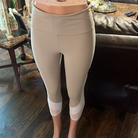 Athleta Beige and White Leggings - Picture 2 of 5